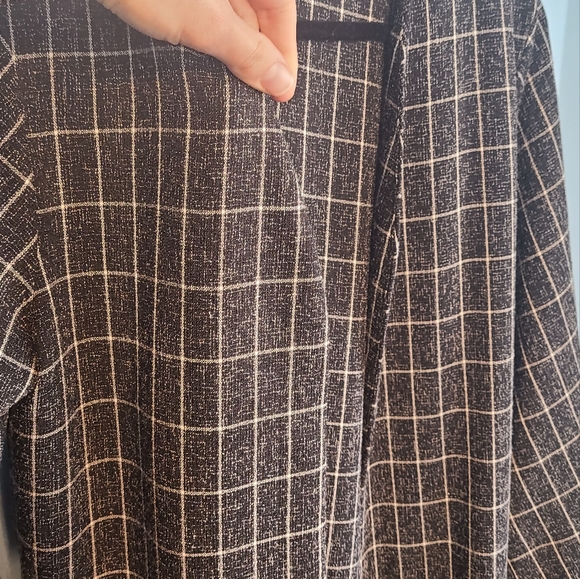 Light Weight Tweed - Picture 3 of 6